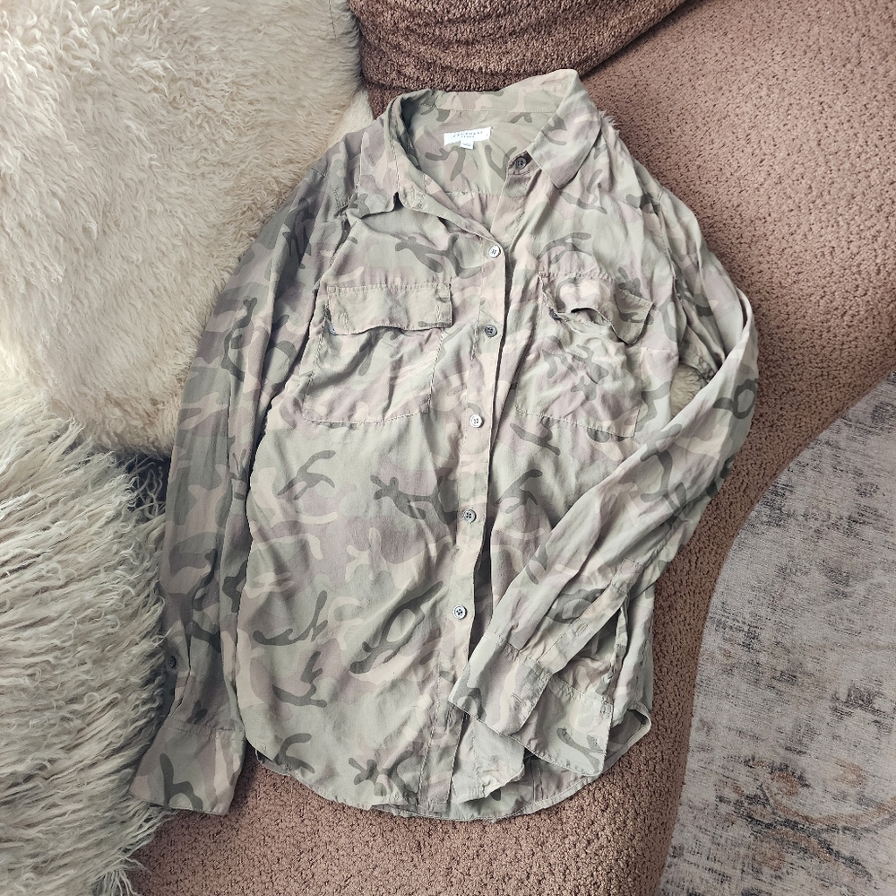 Equipment Camo Printed Silk Blouse